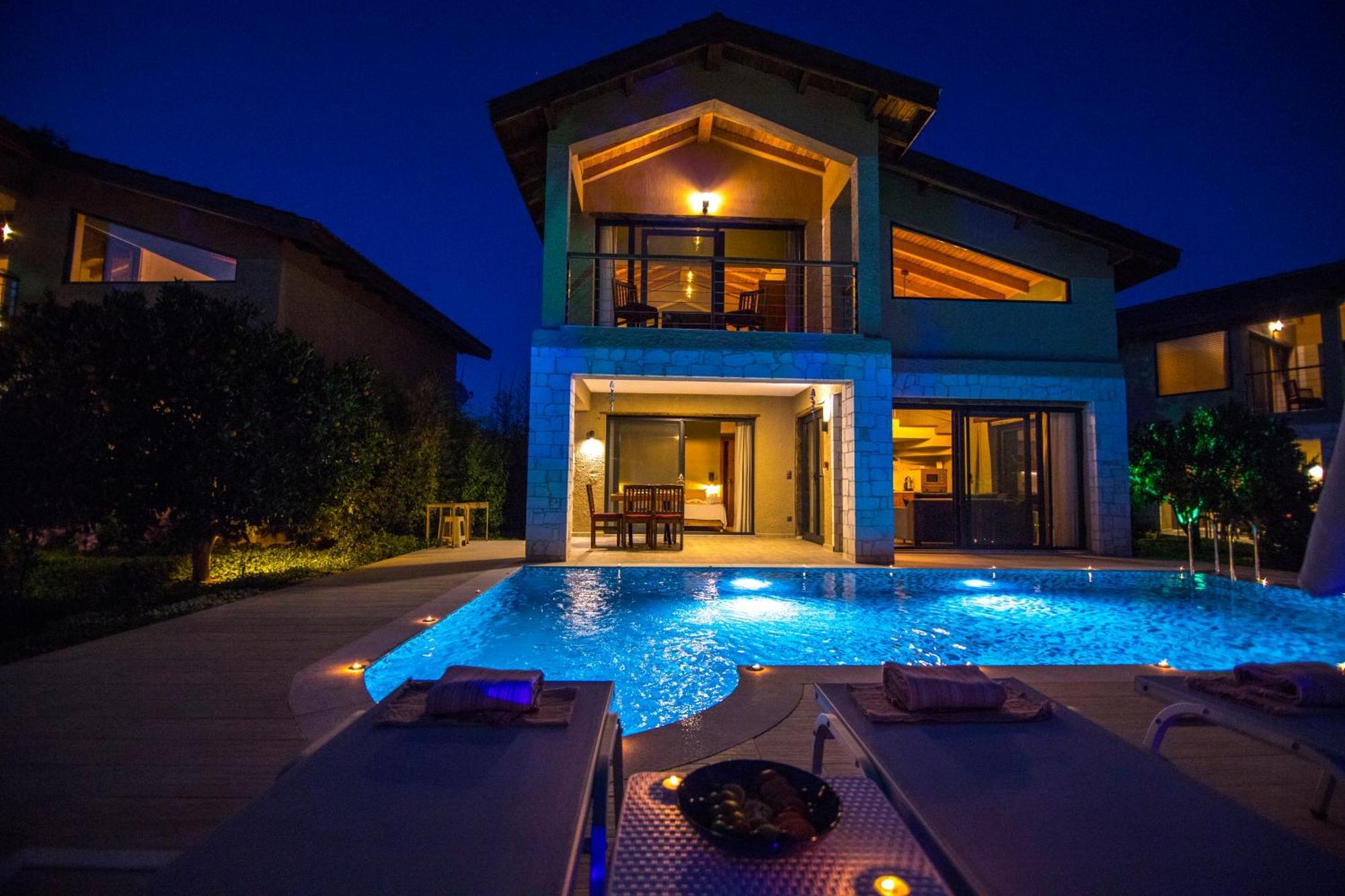 Volans Suites Villas Фетие Стая снимка